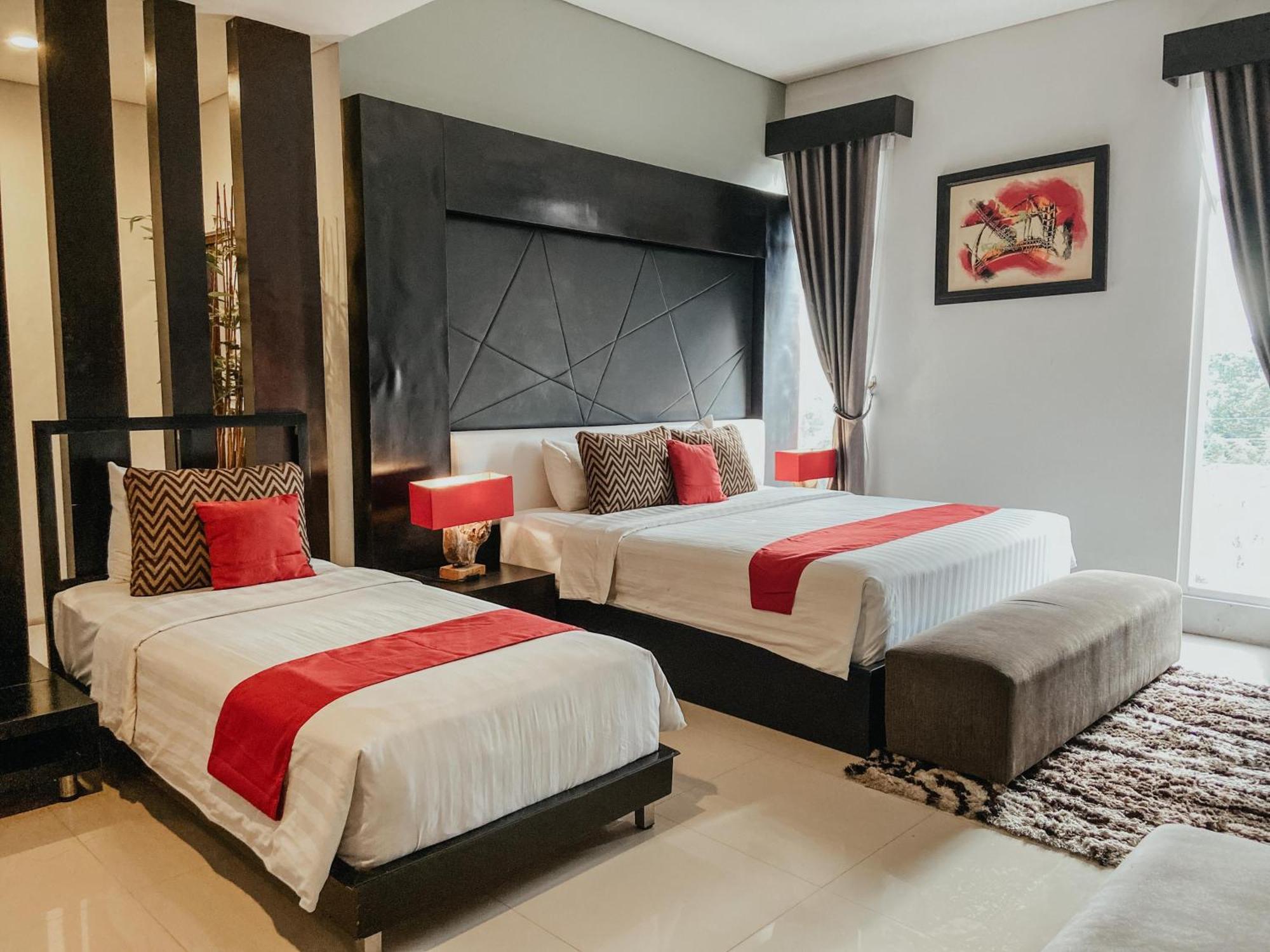 Prima Sr Hotel & Convention Yogyakarta Sleman  Εξωτερικό φωτογραφία