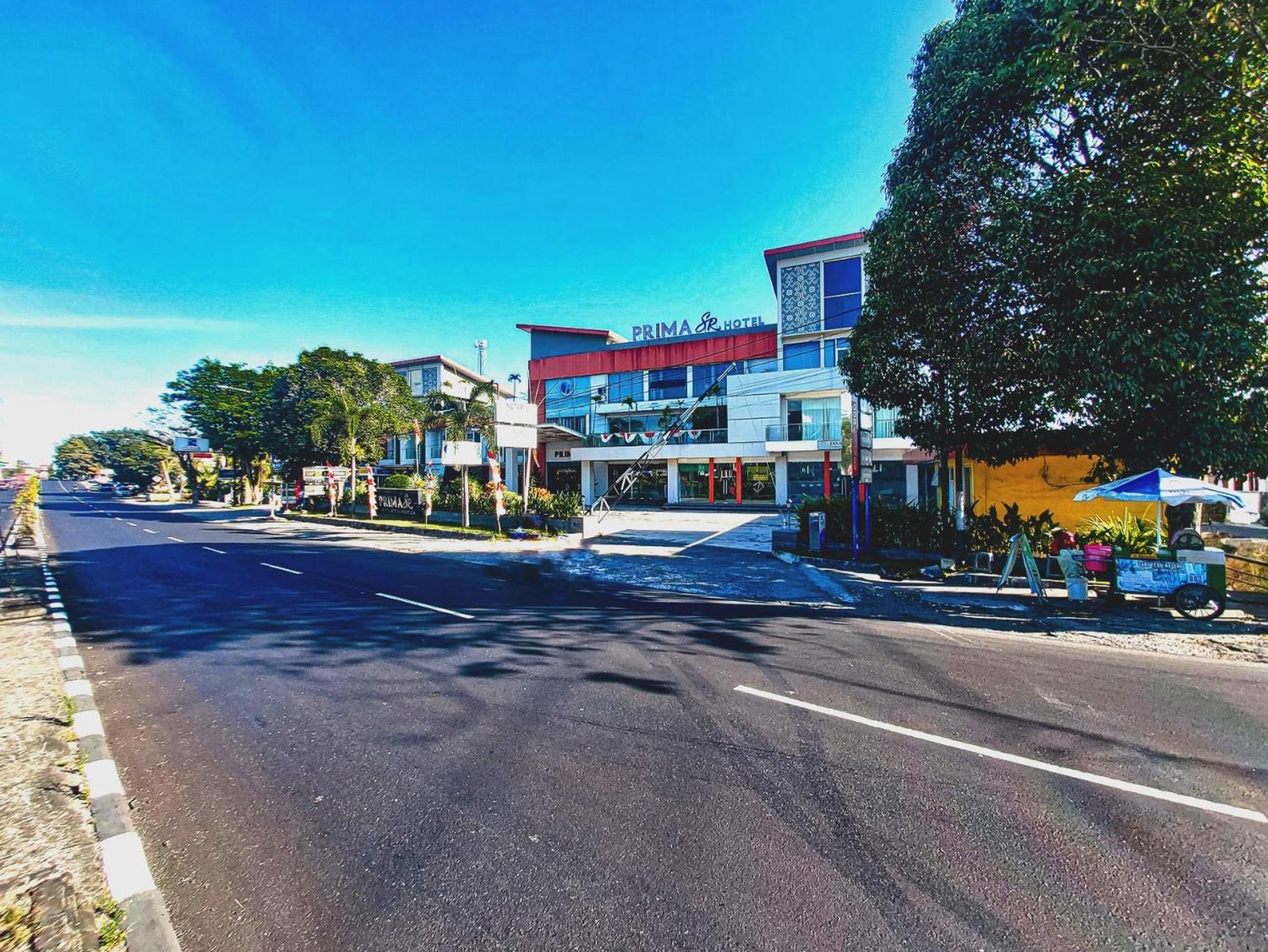 Prima Sr Hotel & Convention Yogyakarta Sleman  Εξωτερικό φωτογραφία