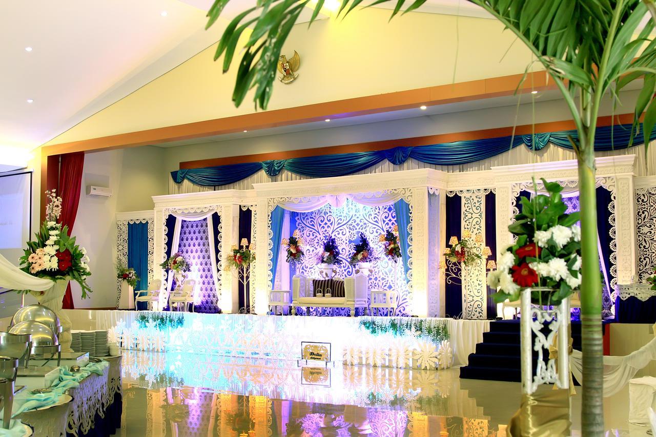 Prima Sr Hotel & Convention Yogyakarta Sleman  Εξωτερικό φωτογραφία