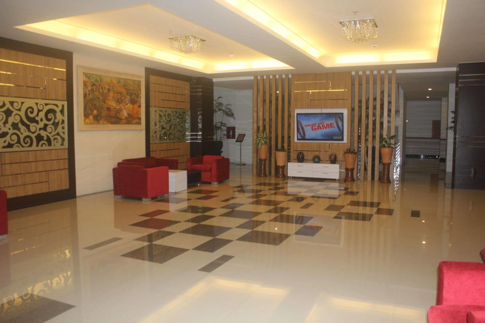 Prima Sr Hotel & Convention Yogyakarta Sleman  Εξωτερικό φωτογραφία